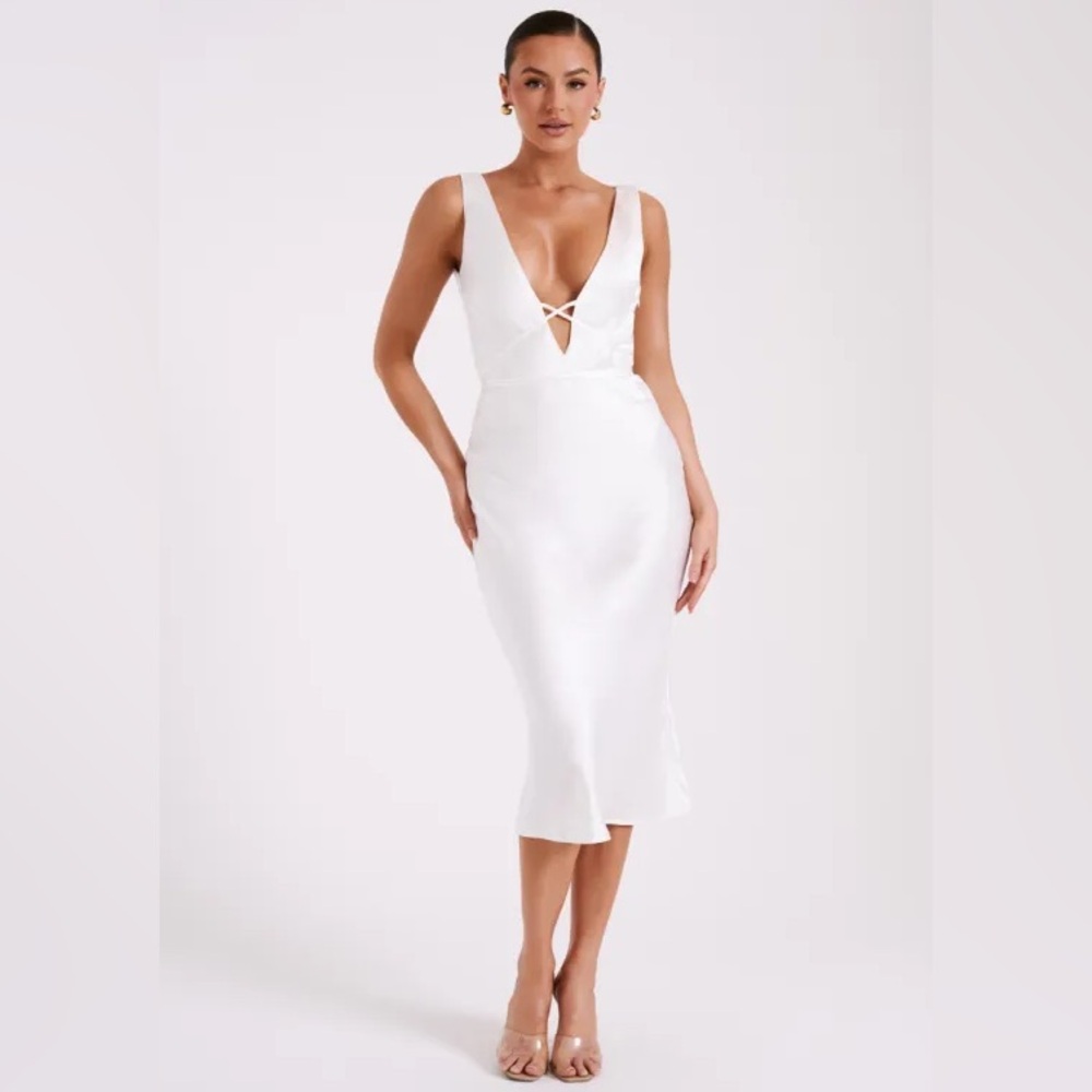 *NWT* MESHKI Satin Tie Around Backless Dress
